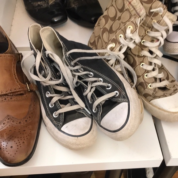 Converse - Picture 1 of 1